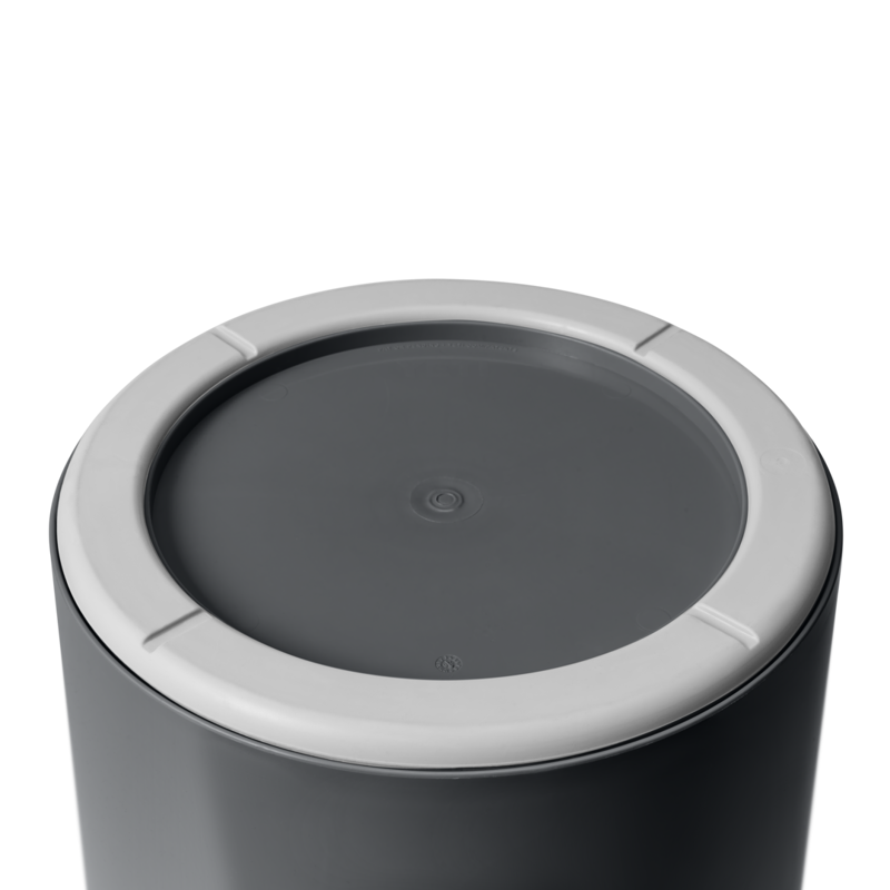 YETI Loadout Bucket Charcoal 5 Gallons-3